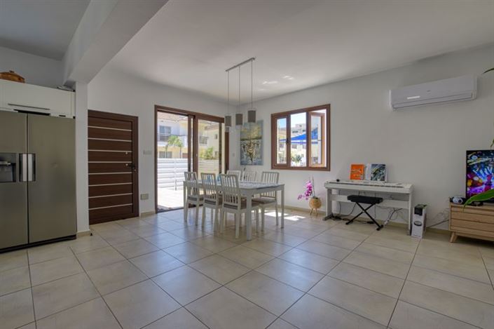 Image No.7-4 Bed Villa for sale