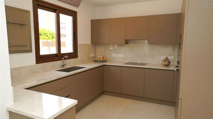 Image No.6-5 Bed Villa for sale