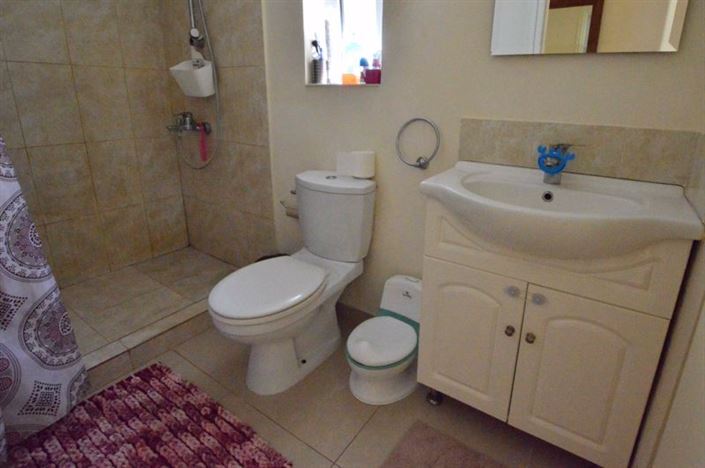 Image No.43-4 Bed Bungalow for sale