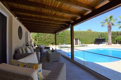 4 Bed Bungalow for sale