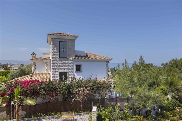 Image No.17-5 Bed Villa for sale