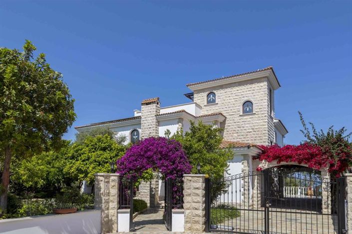 Image No.19-5 Bed Villa for sale