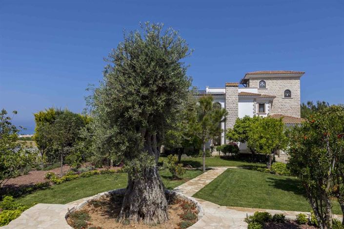 Image No.20-5 Bed Villa for sale