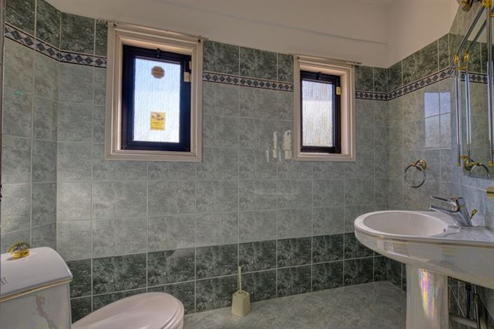 Image No.14-3 Bed Apartment for sale