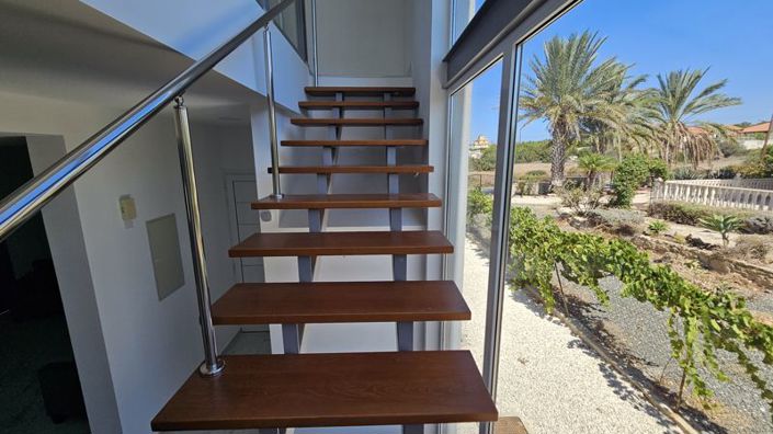 Image No.18-3 Bed Villa for sale