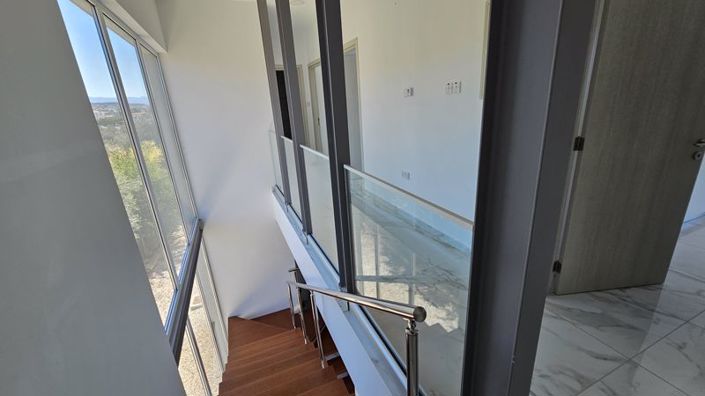 Image No.19-3 Bed Villa for sale