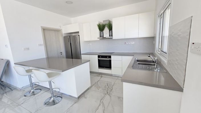 Image No.6-3 Bed Villa for sale