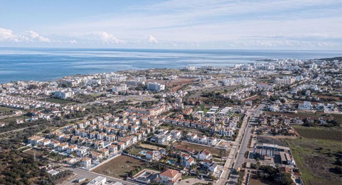 Image No.6-2 Bed Villa for sale