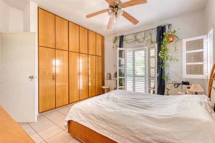 Image No.13-4 Bed Bungalow for sale