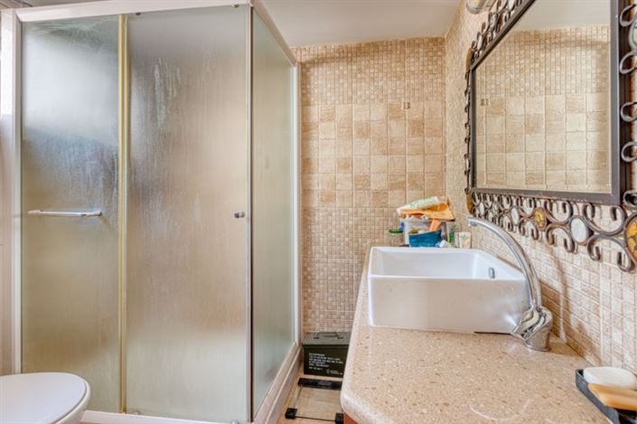 Image No.19-4 Bed Bungalow for sale