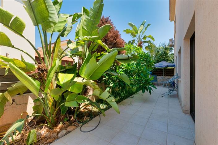 Image No.18-3 Bed Villa for sale