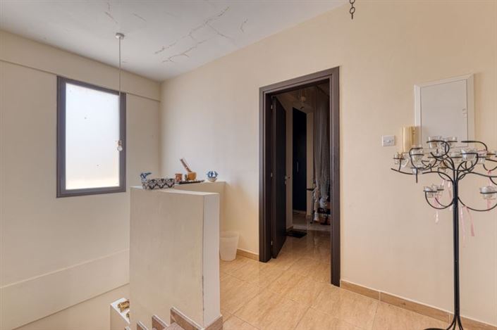 Image No.9-3 Bed Villa for sale