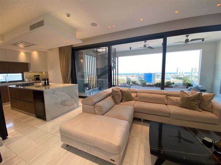 Image No.20-3 Bed Apartment for sale