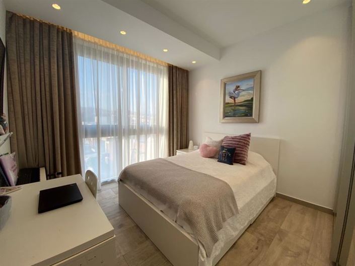 Image No.9-3 Bed Apartment for sale