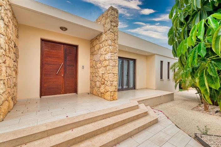 Image No.21-4 Bed Bungalow for sale