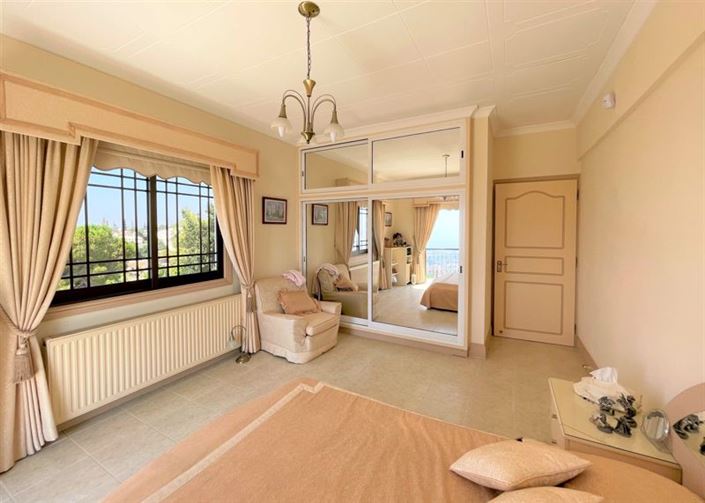 Image No.22-5 Bed Villa for sale