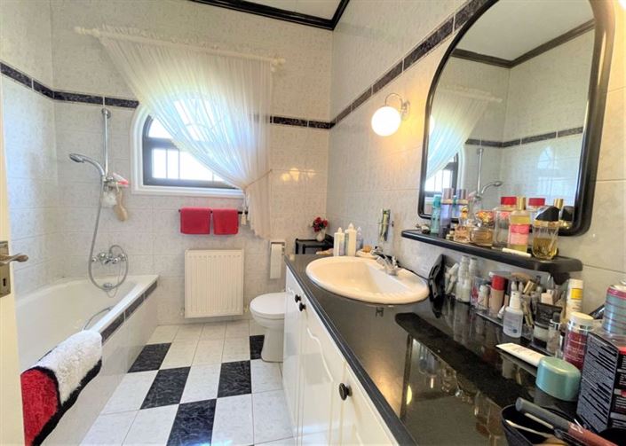 Image No.33-5 Bed Villa for sale