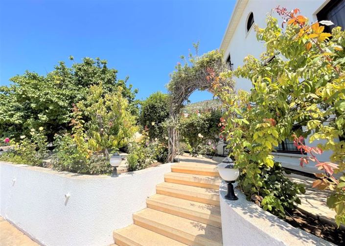 Image No.51-5 Bed Villa for sale