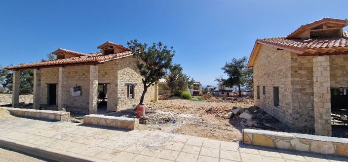 Image No.3-4 Bed Villa for sale