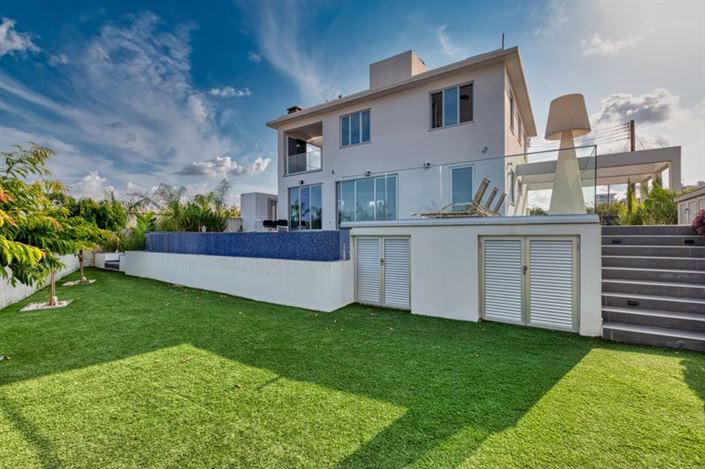 Image No.25-4 Bed Villa for sale