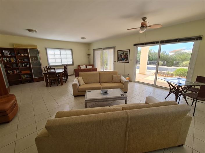 Image No.4-3 Bed Villa for sale