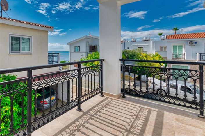 Image No.13-3 Bed Villa for sale