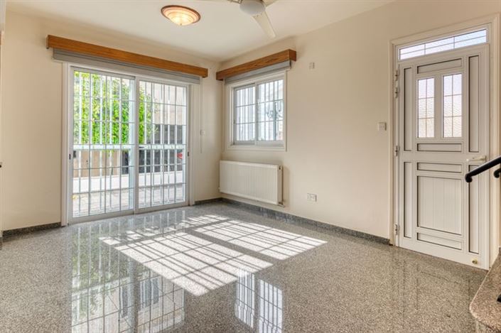 Image No.6-3 Bed Villa for sale