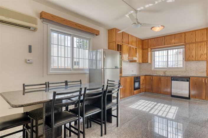 Image No.7-3 Bed Villa for sale