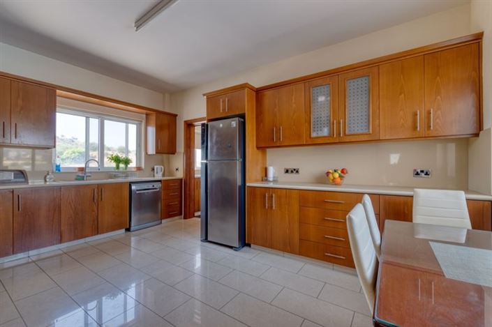 Image No.5-4 Bed Villa for sale