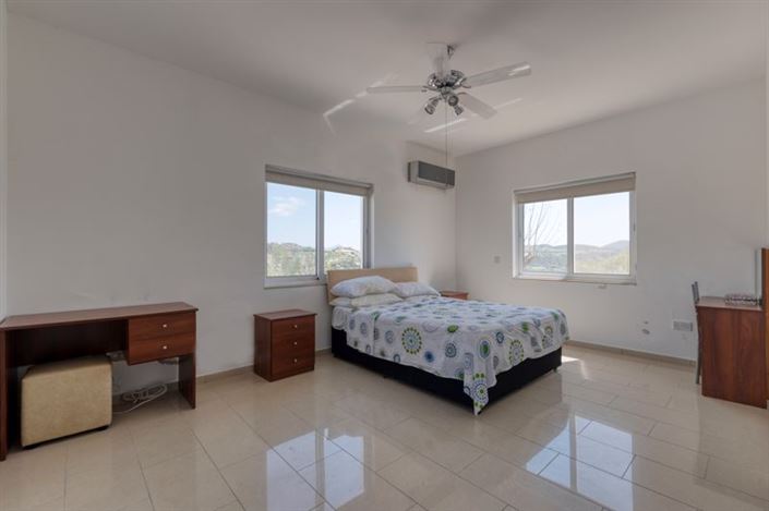 Image No.9-4 Bed Villa for sale