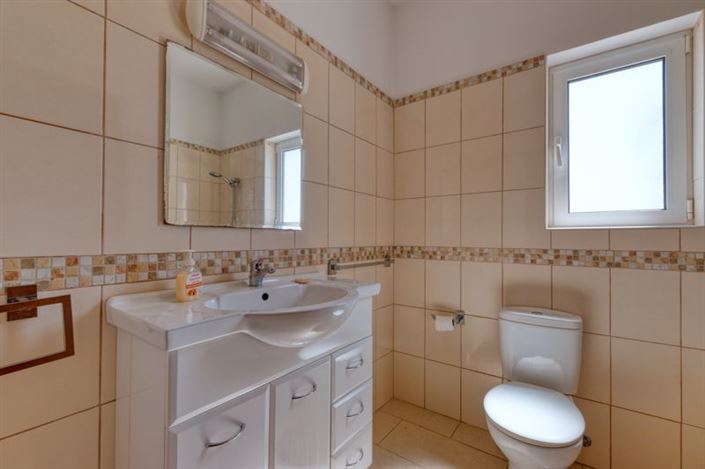 Image No.10-4 Bed Villa for sale