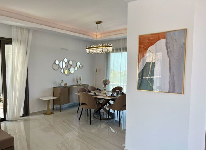 Image No.10-3 Bed Villa for sale