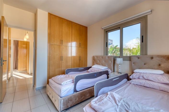 Image No.18-3 Bed Villa for sale