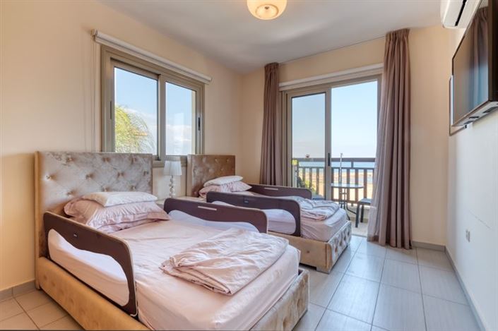 Image No.19-3 Bed Villa for sale