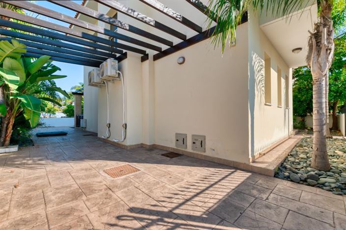 Image No.27-3 Bed Villa for sale