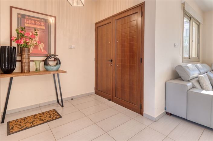 Image No.3-3 Bed Villa for sale