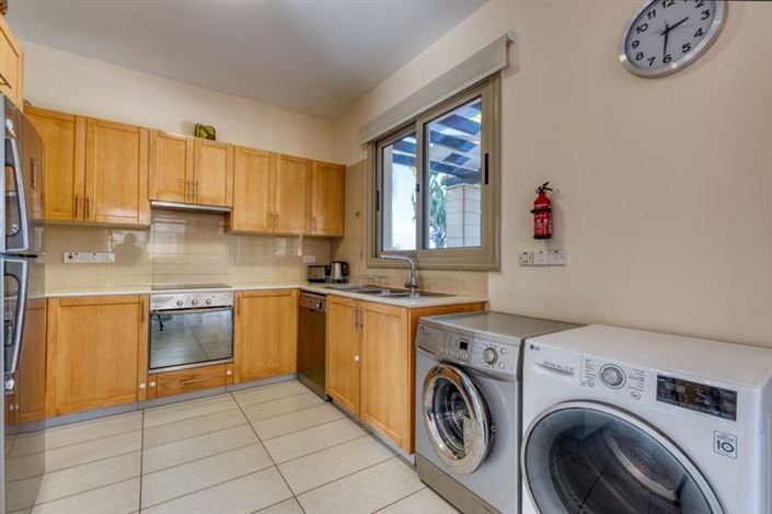 Image No.7-3 Bed Villa for sale