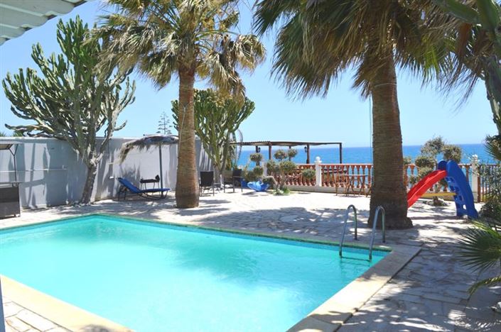 Image No.1-4 Bed Villa for sale