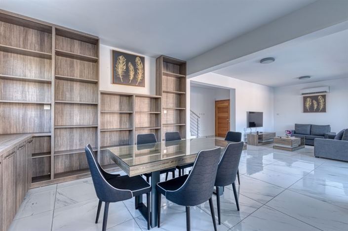 Image No.3-3 Bed Villa for sale