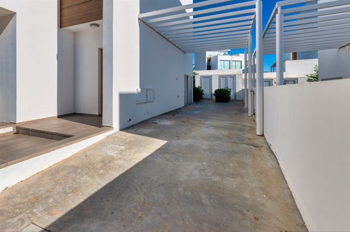 Image No.32-3 Bed Villa for sale