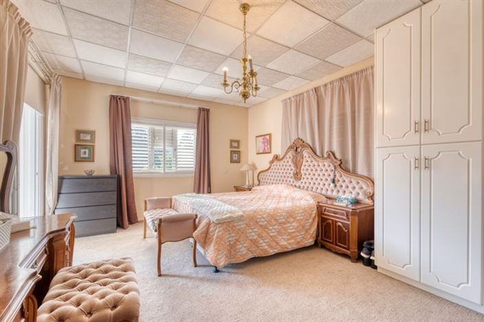 Image No.26-7 Bed Villa for sale