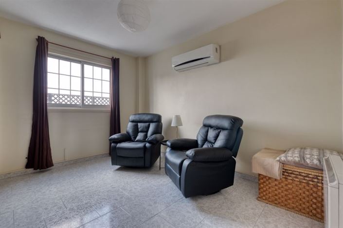 Image No.16-3 Bed Apartment for sale