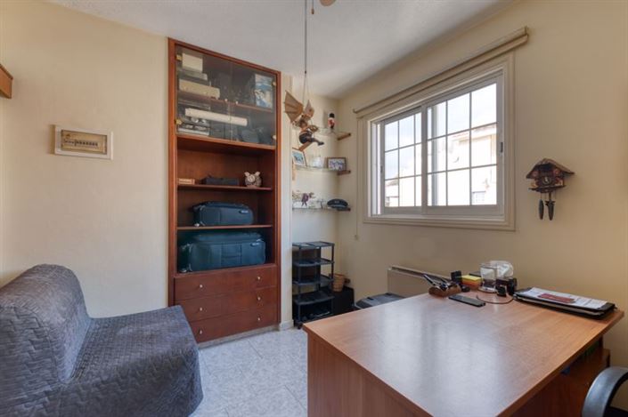 Image No.17-3 Bed Apartment for sale