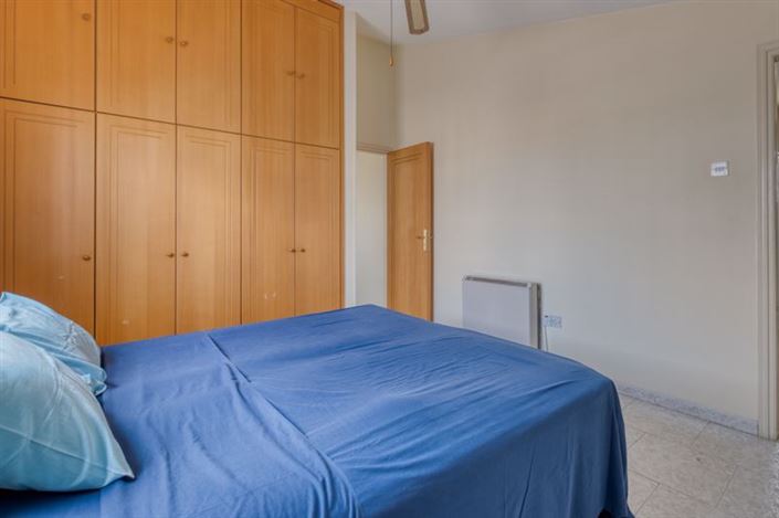 Image No.20-3 Bed Apartment for sale