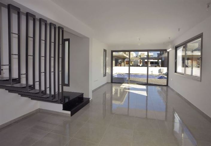 Image No.5-4 Bed Villa for sale