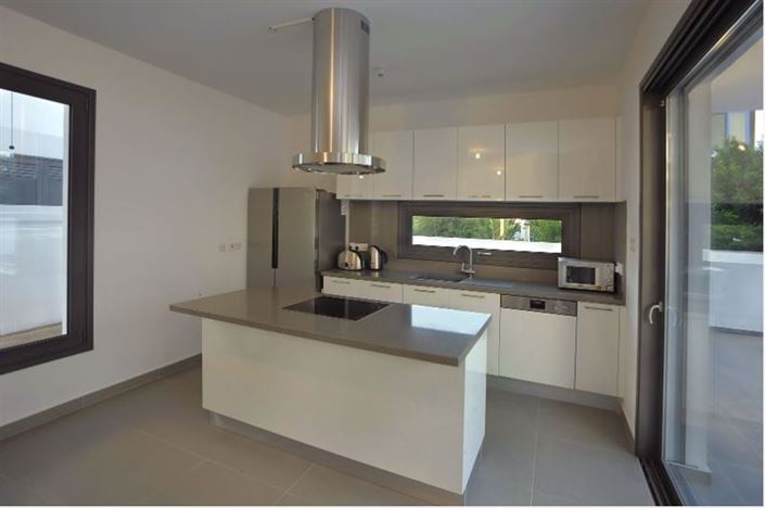 Image No.6-5 Bed Villa for sale