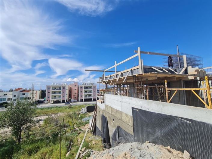 Image No.17-2 Bed Villa for sale