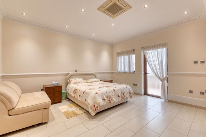 Image No.16-3 Bed Villa for sale