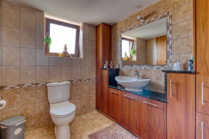 Image No.24-4 Bed Villa for sale