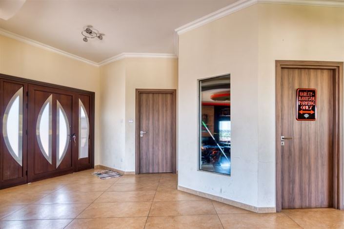 Image No.6-4 Bed Villa for sale